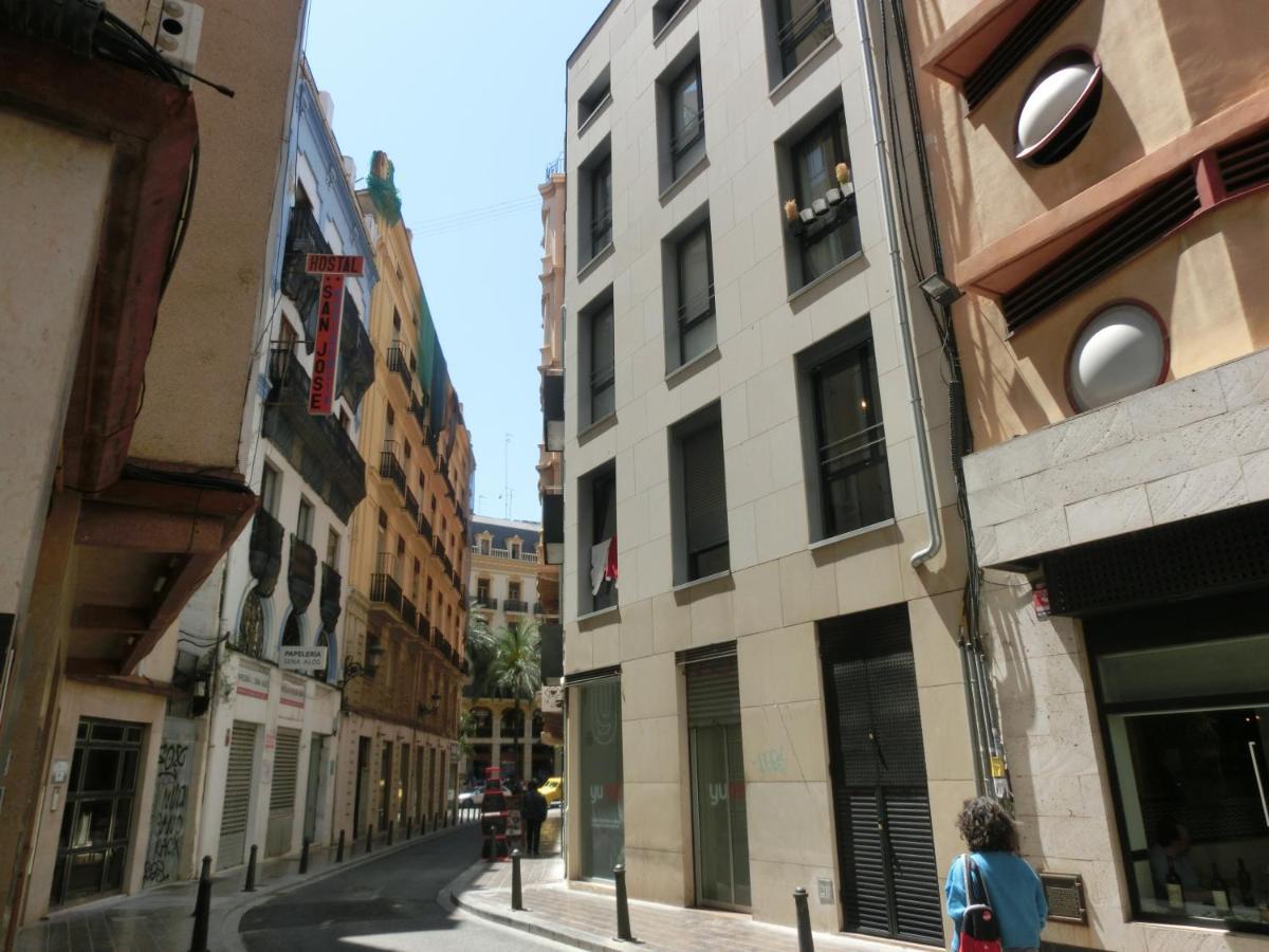 Total Valencia Apartment ภายนอก รูปภาพ