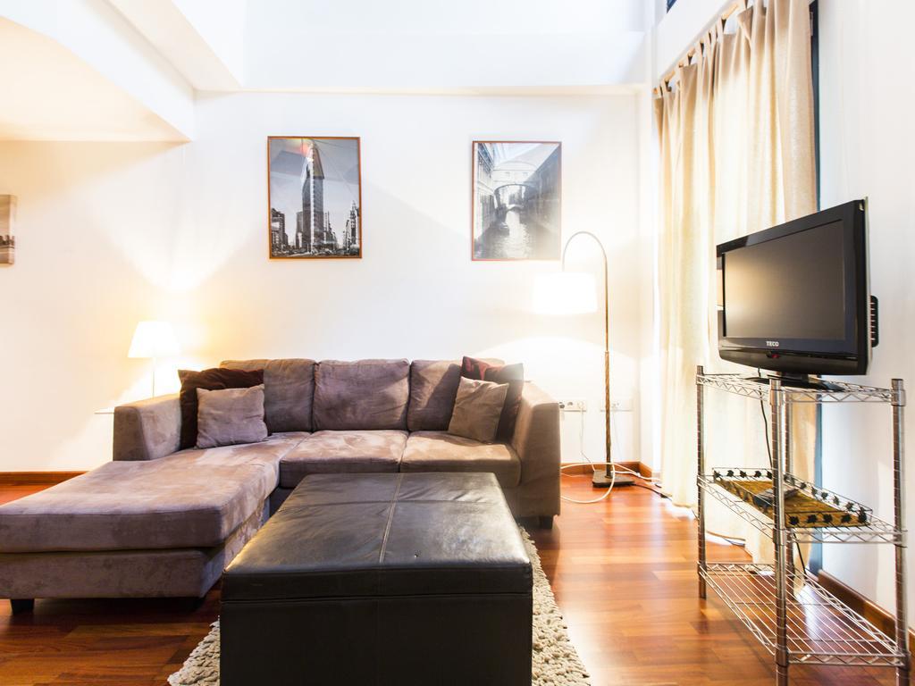 Total Valencia Apartment ภายนอก รูปภาพ